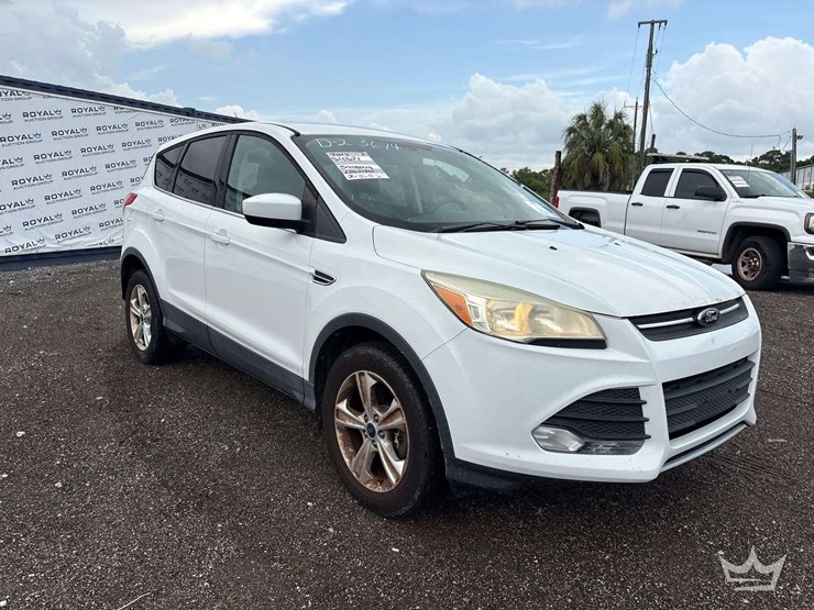 2013-ford-escape-image-2