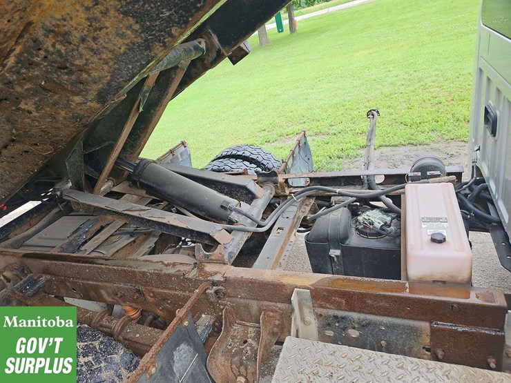 2012-ford-f350-image-36