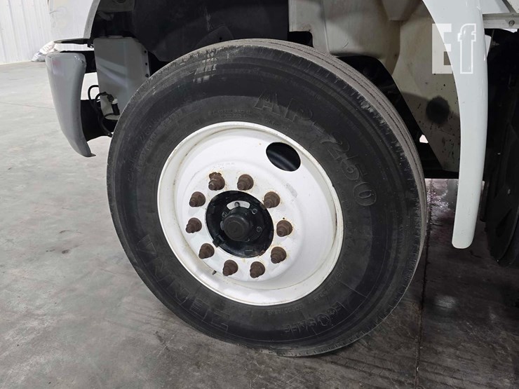 2017-international-durastar-4400-image-22