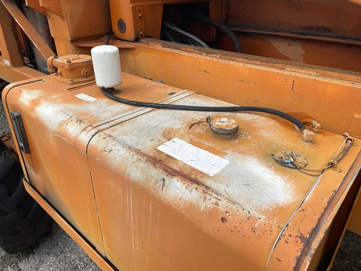 #1100-•-lull-highlander-ii-telehandler-image-25