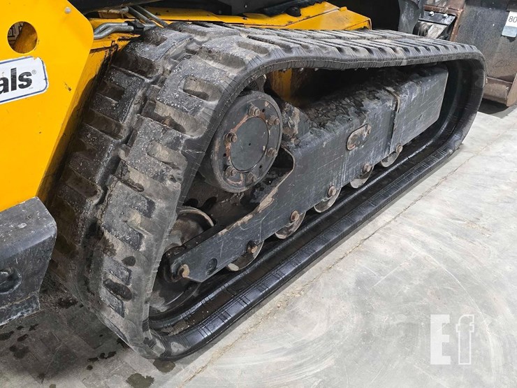 2021-jcb-3ts-8t-image-33