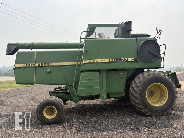 1985-john-deere-7720-titan-ii-image-6