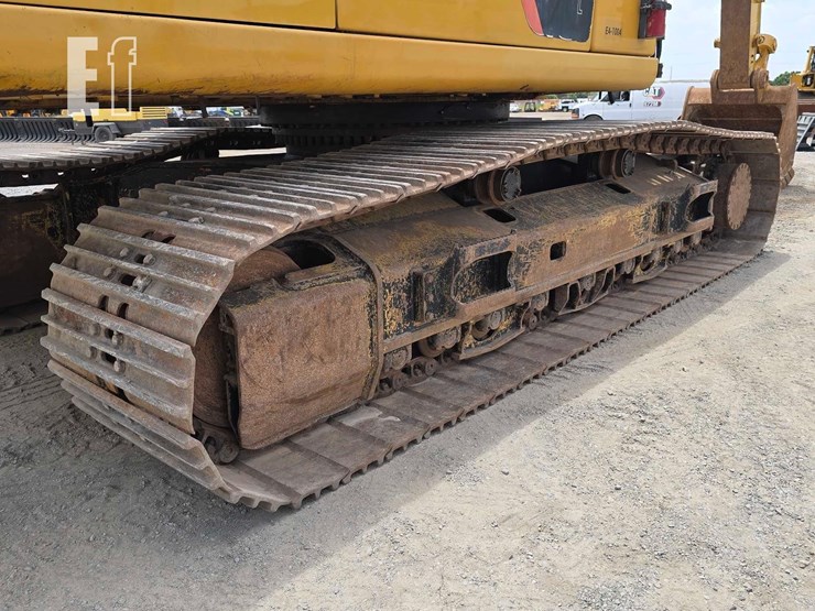 2017-caterpillar-349fl-image-38