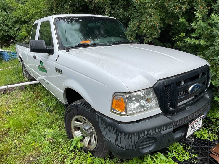 2011-ford-ranger-image-2