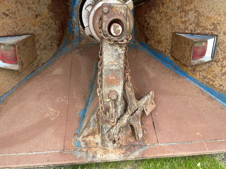 #1005-•-2008-9'-roto-press-bagger-image-17