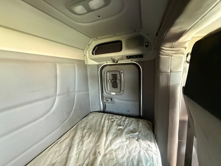 2015-national-800d-image-27