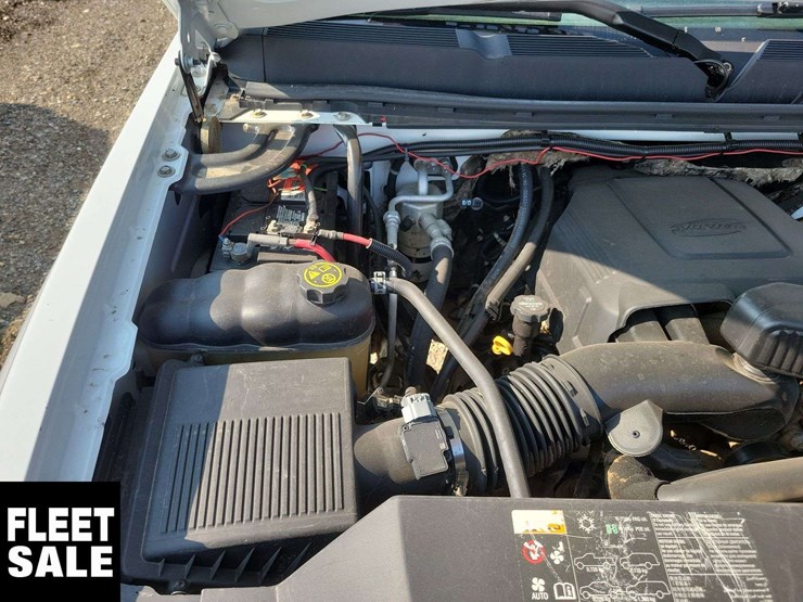 2013-chevrolet-silverado-3500hd-lt-image-53