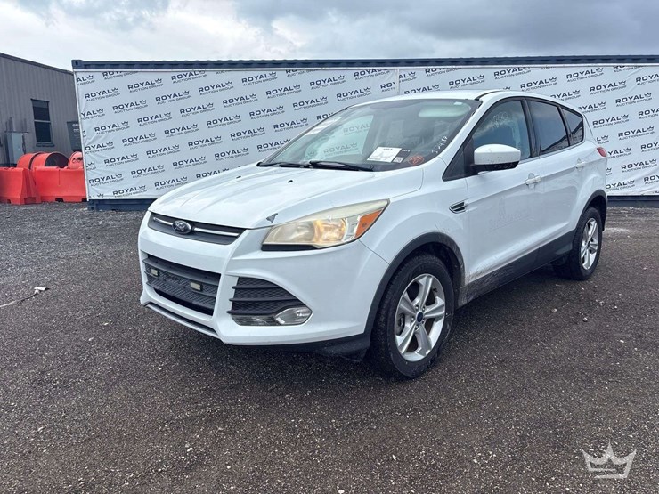 2014-ford-escape-image-1