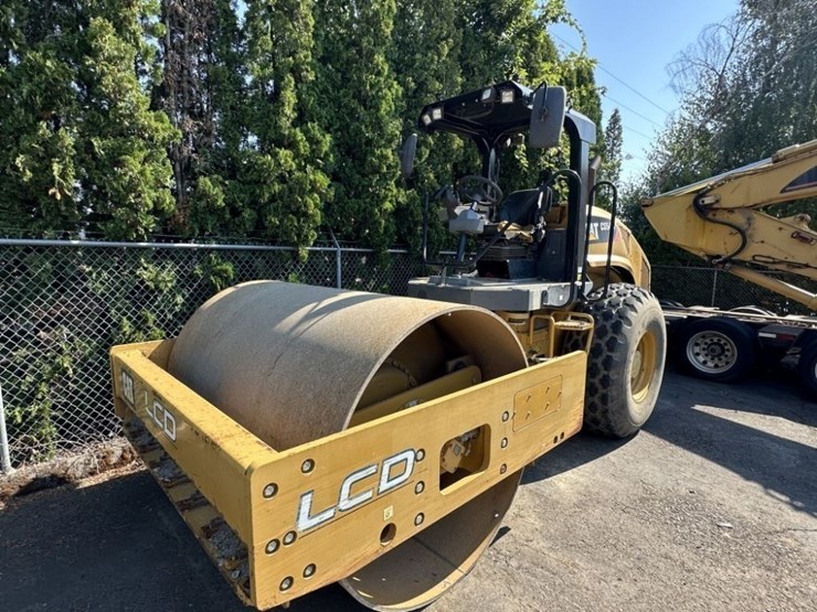 2012-caterpillar-cs54b-image-1