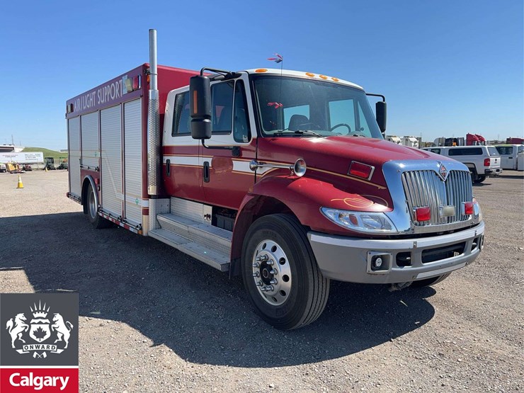 2004-international-durastar-4400-image-8