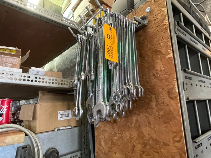 #4004-•-large-lot-of-various-size-wrenches-image-2