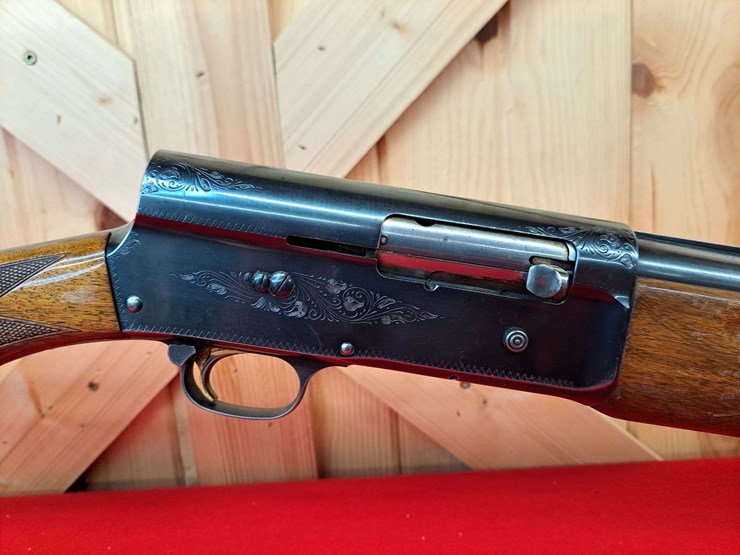 browning-a5-light-twelve-12-gauge-semiauto-shotgun-image-16