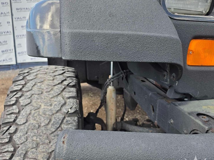 1995-jeep-wrangler-image-53