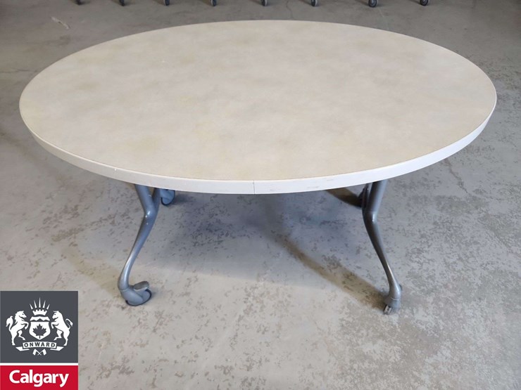 small-rolling-table-image-1