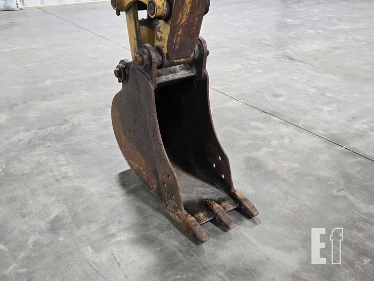 2021-caterpillar-303.5e2-cr-image-10