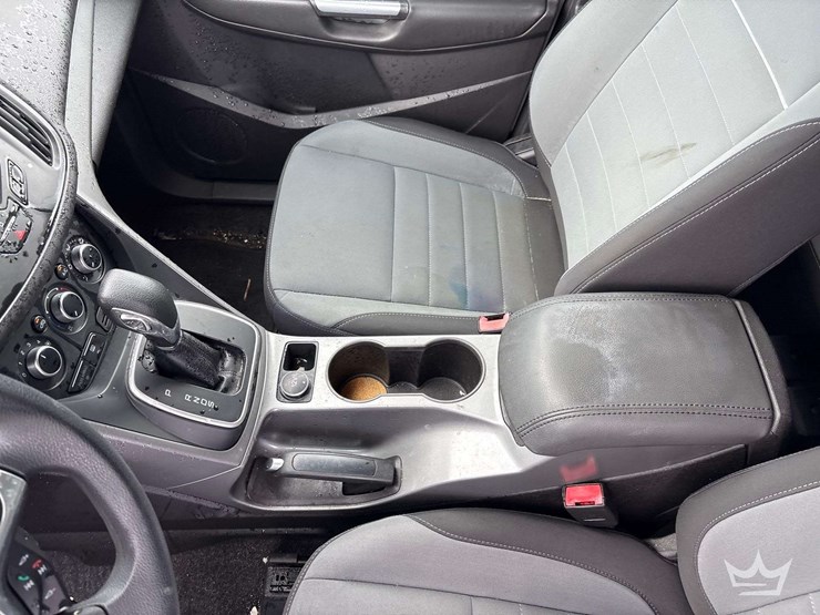 2013-ford-escape-image-16