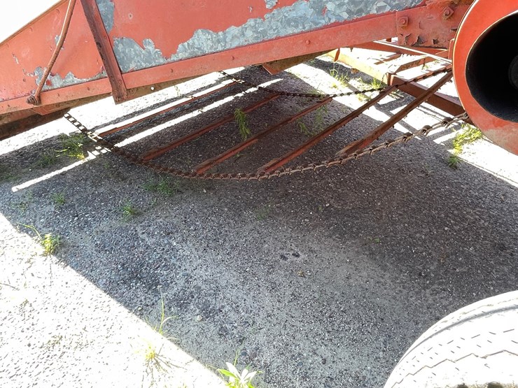 #1025-•-allis-chalmers-10-roto-baler-image-27