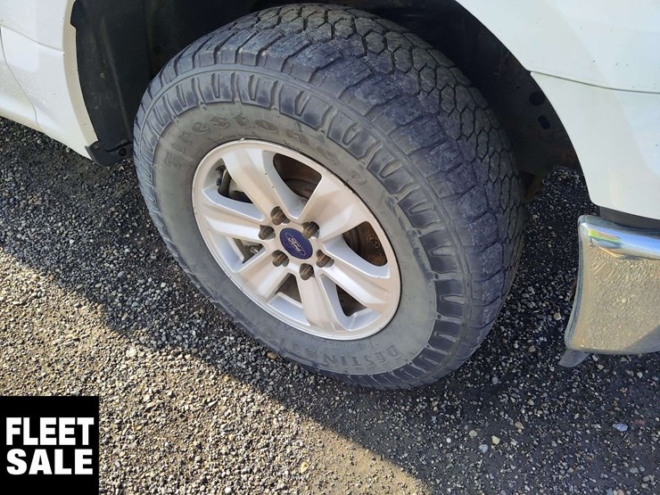 2017-ford-f150-image-15