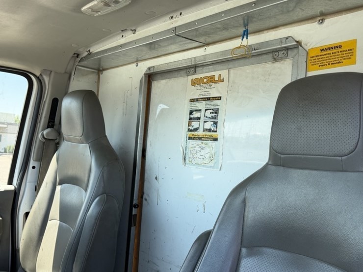 2014-ford-e450-sd-image-39