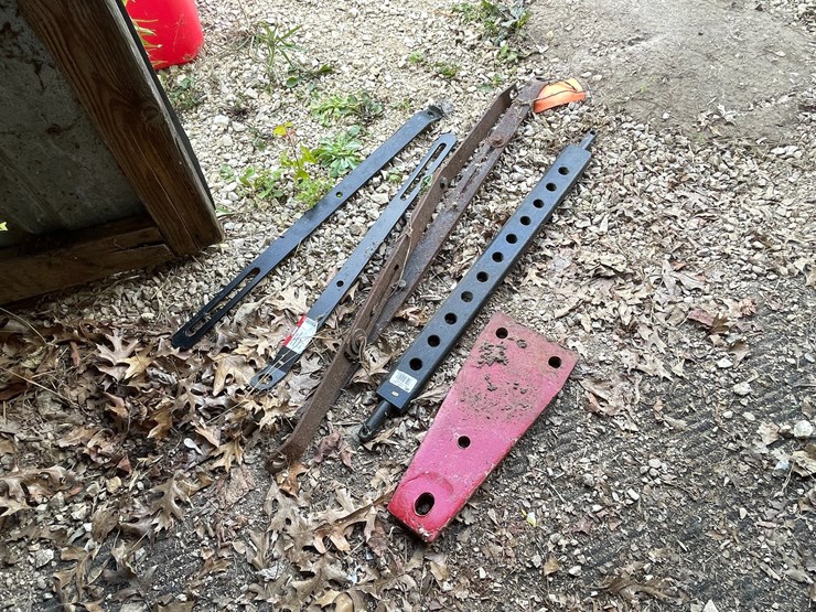 #3347-•-new-draw-bar,-pin-hitch-bracket,-and-adjustable-spreader-bars-image-1