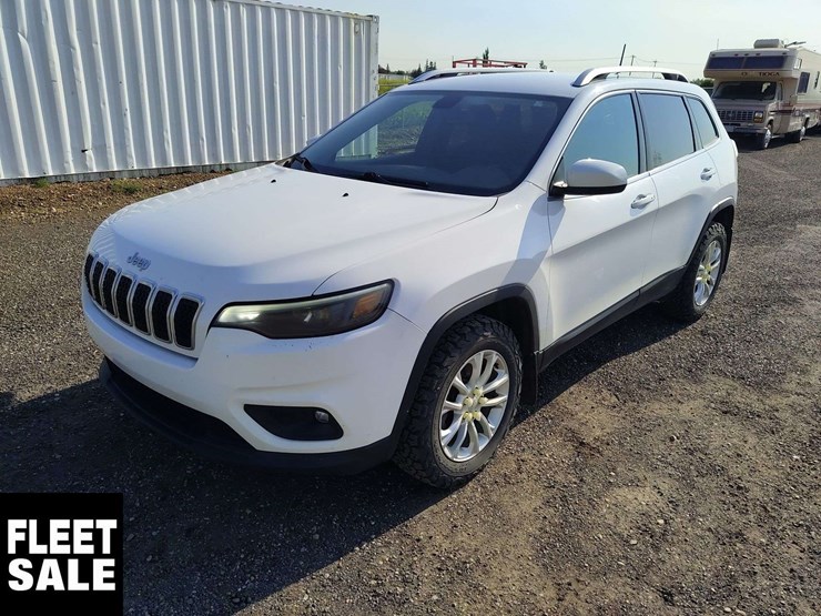 2019-jeep-cherokee-image-1