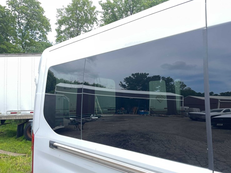 2018-ford-transit-image-24