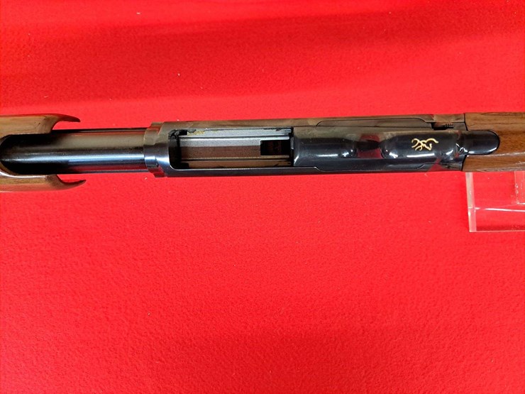 browning-invector-bps-12-gauge-pump-action-shotgun-image-8