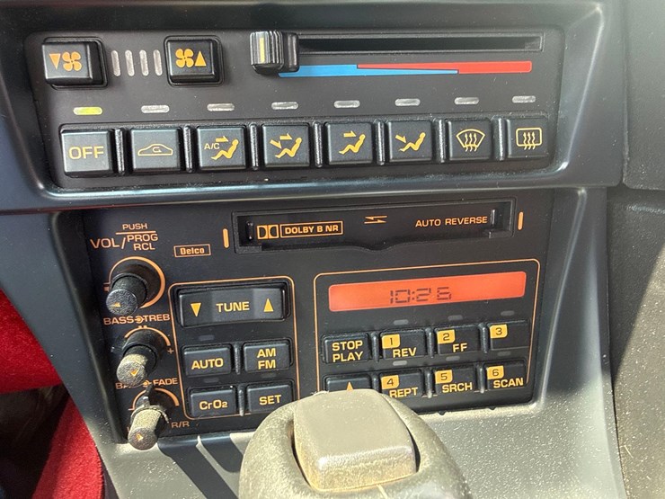 1992-chevrolet-corvette-image-42