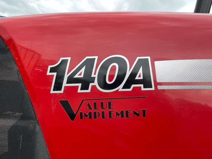 #999-•-case-ih-140a-tractor-with-cab-image-10