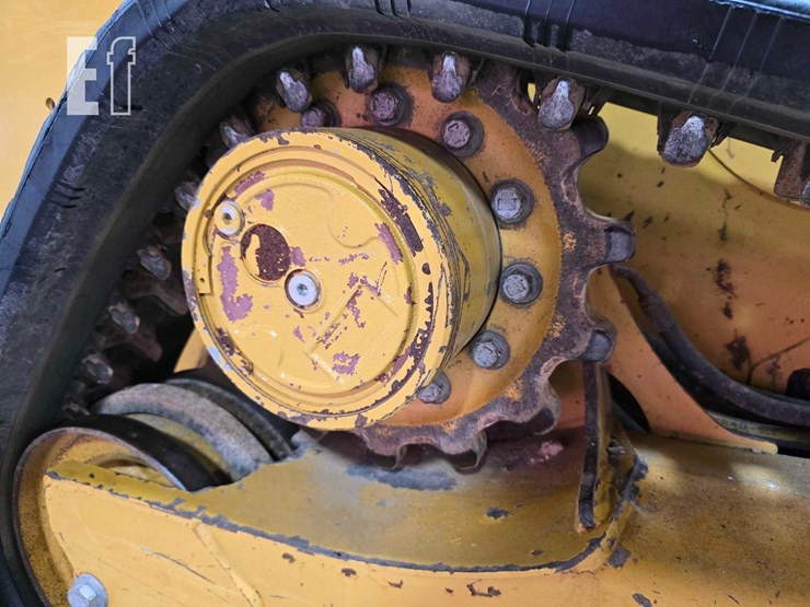 2022-caterpillar-259d3-image-35