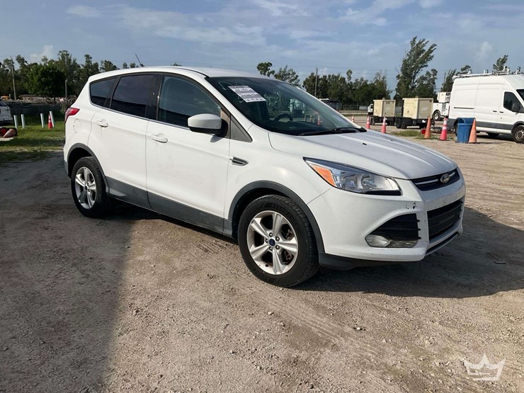 2013-ford-escape-image-2