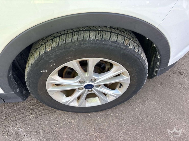 2017-ford-escape-image-26