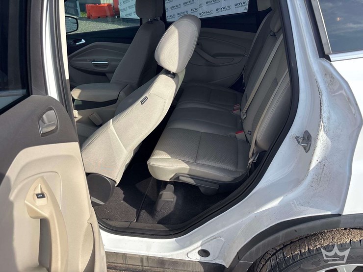 2017-ford-escape-image-24