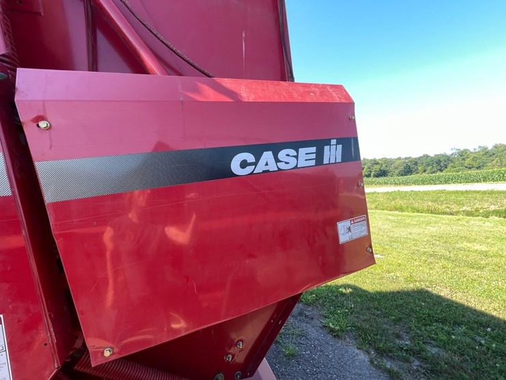 case-ih-rbx561-image-21