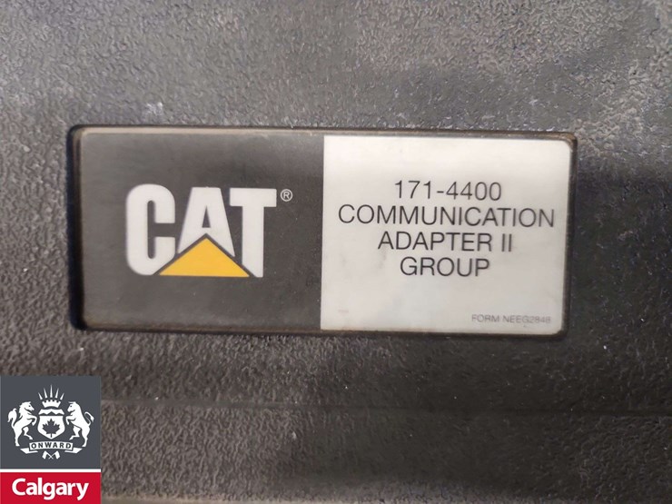 cat-electronic-technician-image-2