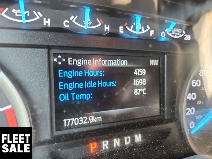 2022-ford-f550-image-30