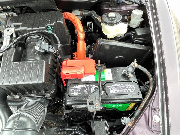#1013-•-2013-honda-cr-z-hybrid-(no-title,-for-parts)-image-24