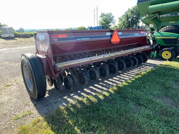 case-ih-5100-image-7