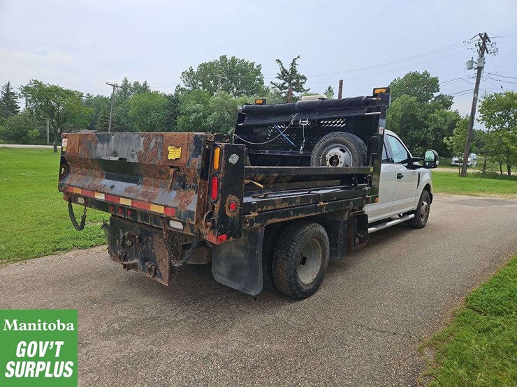 2017-ford-f350-image-7