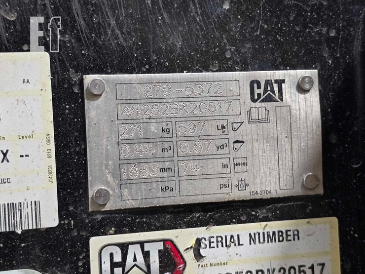 2025-caterpillar-255-image-13