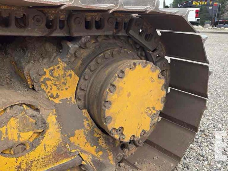2014-komatsu-d51pxi-22-image-28