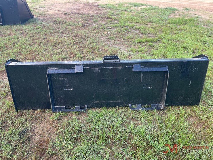 unused-77"-smooth-bucket-skid-steer-attachment-image-9