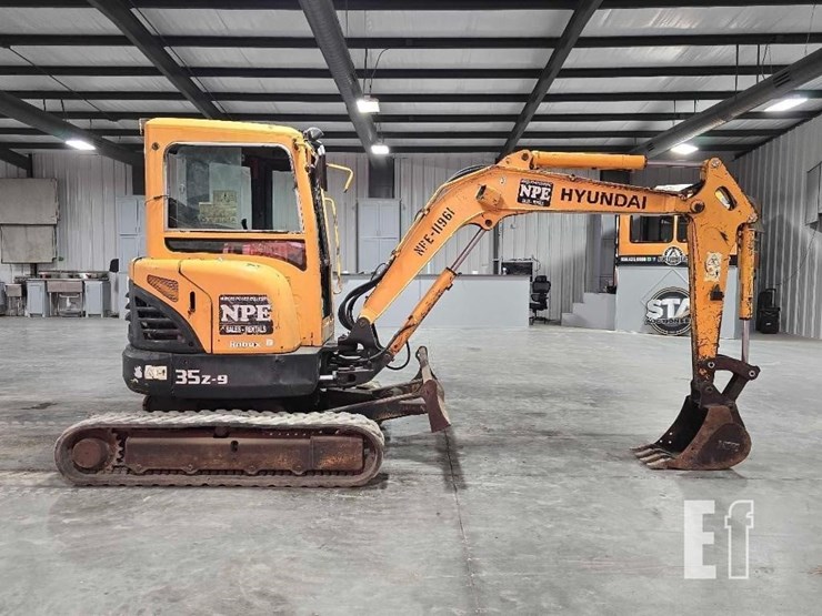 hyundai-robex-35z-9-image-6