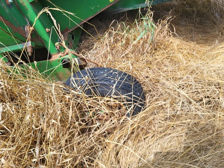 john-deere-150-forage-blower-w/gandy-dry-applicator-image-10