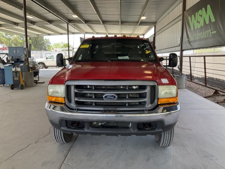 2001-ford-f550-image-3