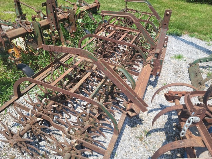 oliver-4r-3pt-hitch-rotary-hoe-image-9