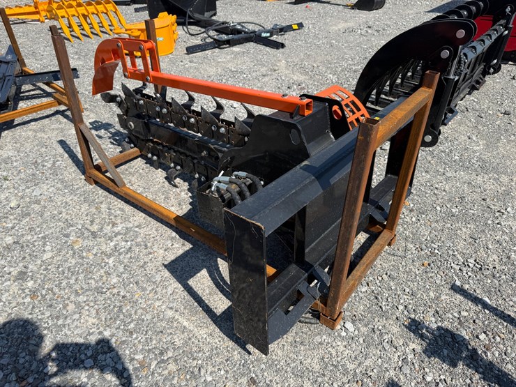 #2022-•-unused-future-d39-skid-steer-trencher-f-dkgj251299-inv#48940-image-2