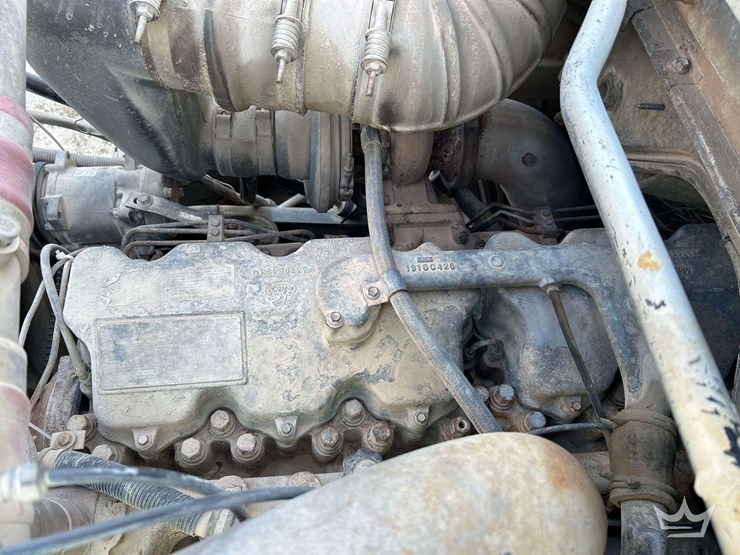 1994-mack-dm690s-image-10