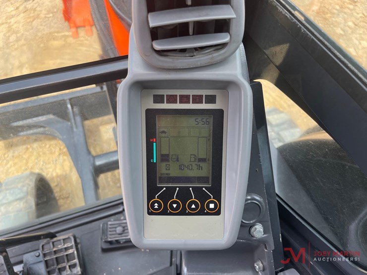 hitachi-zx55u-5a-image-22