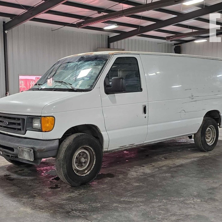 2007 FORD E250